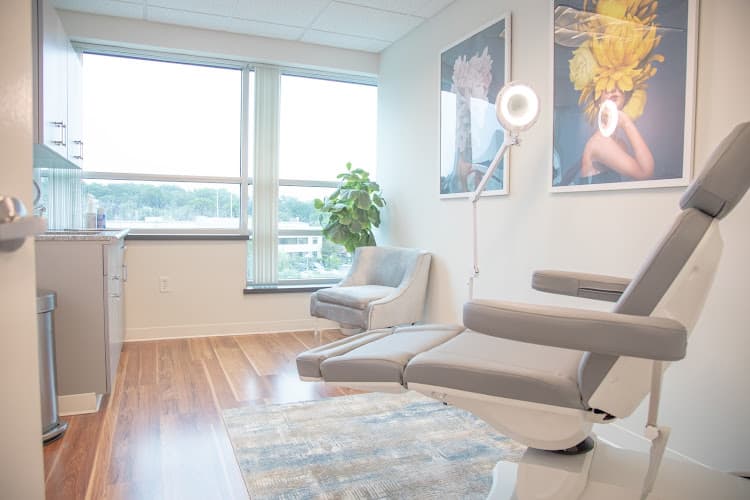 Age-less Weigh-less clinic