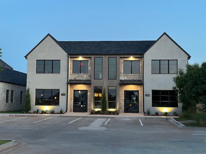 LOU LOU Med Spa clinic