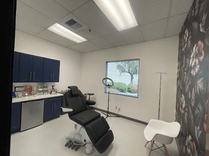 Savvy Beauty and Wellness clinic